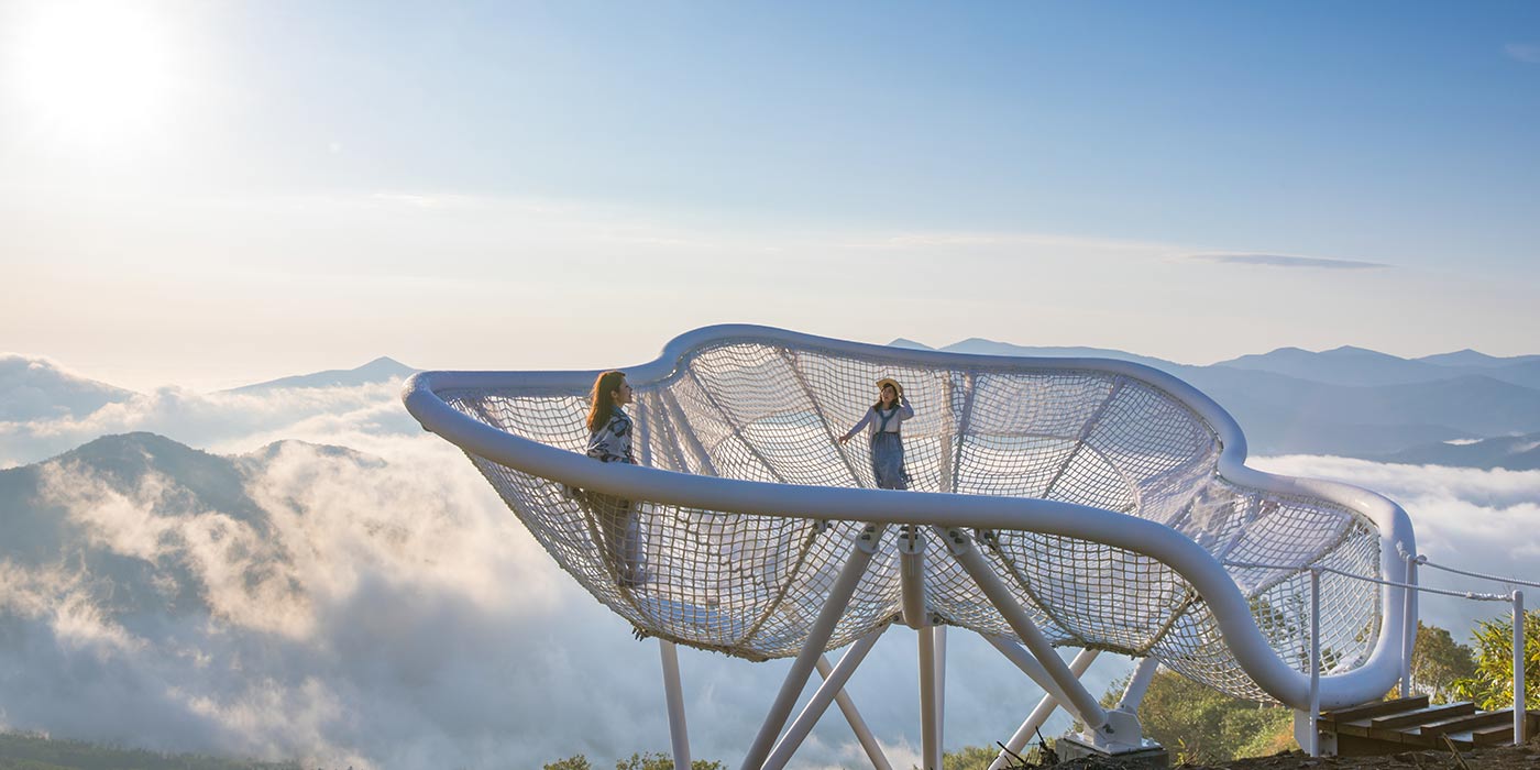 Witness Hokkaido’s Stunning Cloud Sea at Tomamu Unkai Terrace