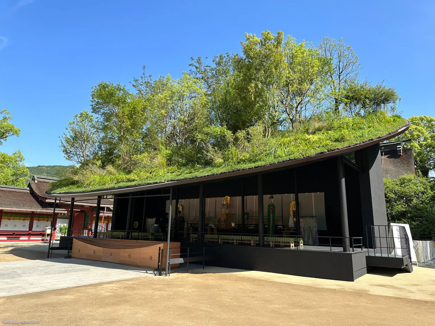 Discover the Ephemeral Beauty of Dazaifu Tenmangu Shrine’s Temporary Pavilion in Fukuoka